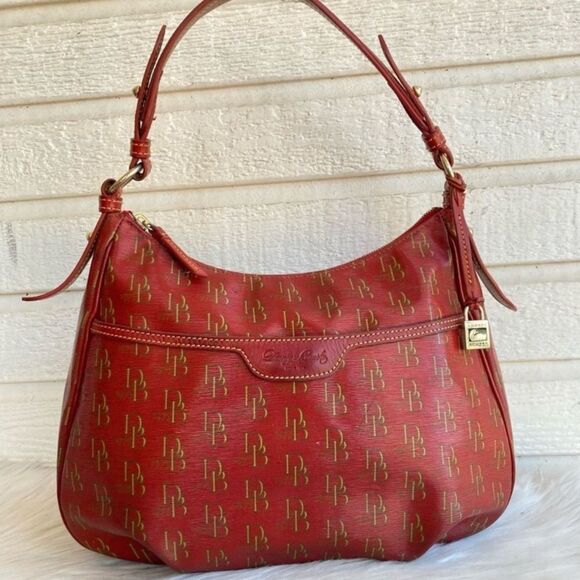 DOONEY & BOURKE Limited Edition 1975 Hobo Red Shoulder Bag Signature - Picture 1 of 11